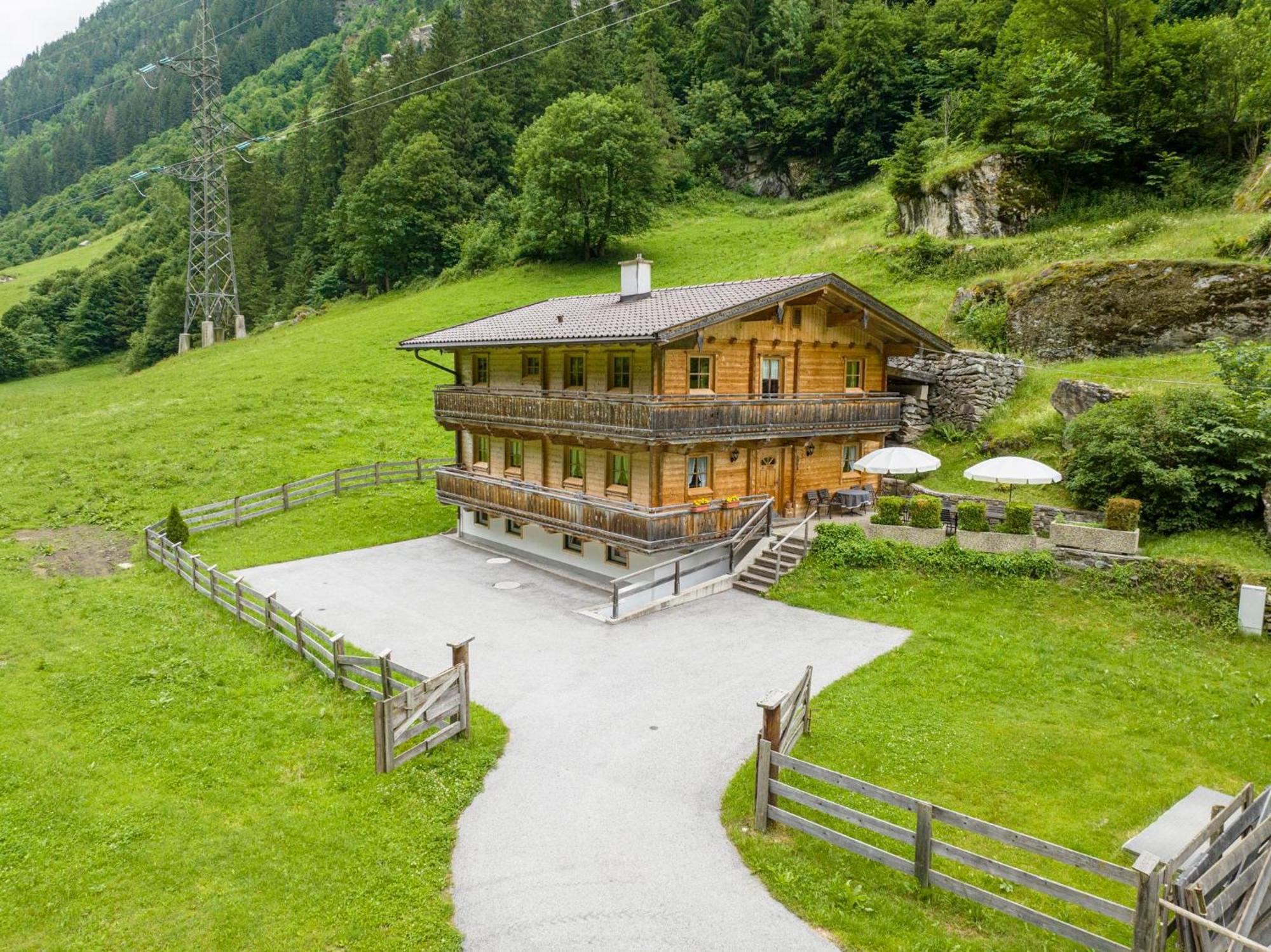Landhaus Schiestl Mayrhofen Exterior photo